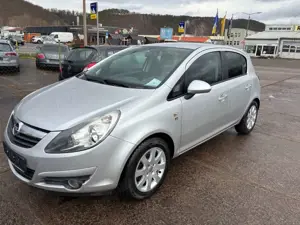 Opel Corsa D**TÜV NEU**