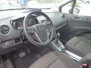 Opel Meriva Meriva 1.4 Color Edition Bild 4