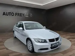 BMW 325 i Limousine LEDER NAVI