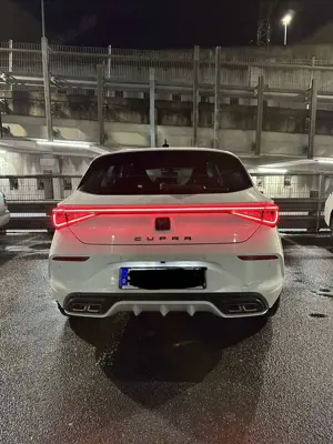 CUPRA Leon 1.4 e-Hybrid (180 kW System) Bild 3