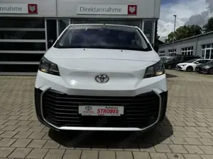 Toyota Proace Proace 1,5-l-D-4D L1 Meister*GEWERBEAKTION* Bild 2