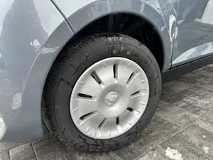 Aixam City Pack*DAB-RADIO*ZENTRALVERRIEGELUNG* Bild 4