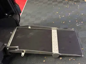 Citroen Berlingo Behindertengerecht-Elek.Rampe-Elek-Heck Bild 4