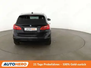 BMW 218 218i Active Tourer Basis *NAVI*LED*TEMPO*AHK*PANO* Bild 5