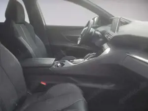 Peugeot 3008 Crossway THP165 EAT6 Hängerkupplung Winterräder Bild 4