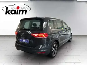 Volkswagen Touran 2.0 TDI  Highline +NAVI+LED+ACC Bild 5