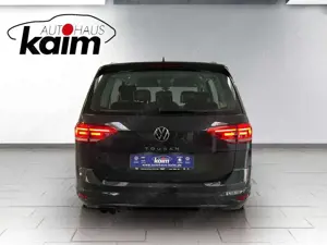 Volkswagen Touran 2.0 TDI  Highline +NAVI+LED+ACC Bild 4