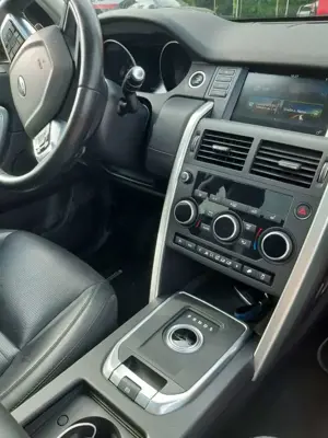 Land Rover Discovery Sport Discovery Sport Si4 HSE Luxury Bild 3