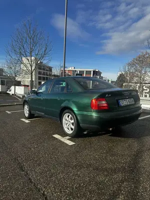 Audi A4 1.8 T Bild 4