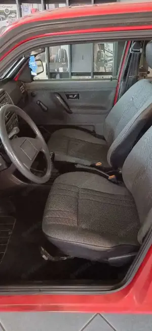 Volkswagen Golf Oldtimer Golf II CL Bild 4