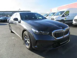 BMW 520 520 Diesel Automatik NEUES MODEL!