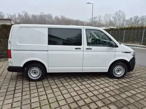 Volkswagen T6 Kombi T6 .1 Kombi Transporter DSG/AHK/NAVI/App-Connect Bild 4