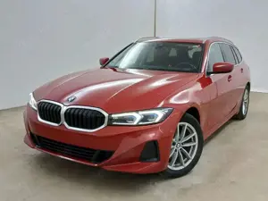 BMW 320 d Touring / PANORAMA / LEDER / HEAD-UP / 1HA