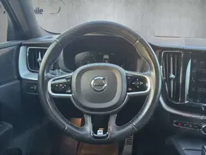 Volvo XC60 XC60 R Design AWD Bild 5