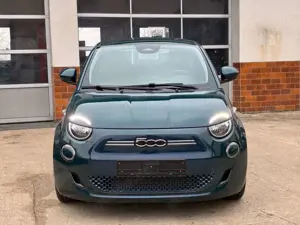 Fiat 500e 500 e Action ELEKTRO Bild 4