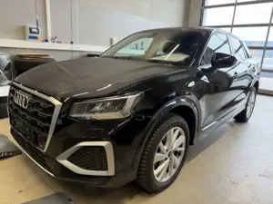 Audi Q2 35 TFSI advanced s-tronic Navi 17´´ PDC