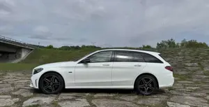 Mercedes-Benz C 300 C 300 T de Night Edition (205.213) Bild 2