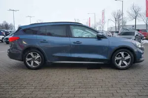 Ford Focus Turnier 1.0 M-Hybrid LED Navi Kamera AHK Bild 3