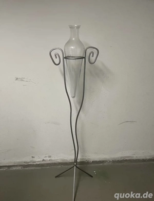 Wunderschöne Amphoren Glas Vase inkl. Metallständer, Gesamthöhe ca. 142cm