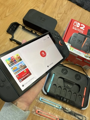 Nintendo Switch 2 Konsole Boxed Bundle Extra Joy Cons & Kühlständer