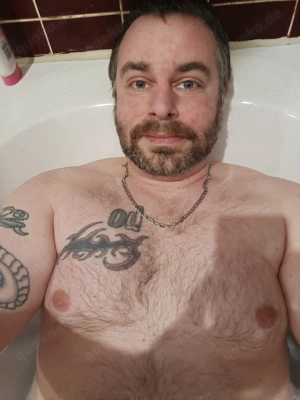 Suche sie für Spaß gerne regelmäßig 