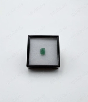 Natürlicher Smaragd 2,22 Karat zertifiziert vivid grün