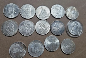 Konvolut 14 Silbermünzen Österreich: 13x 25 Schilling + Maria-Theresia-Taler