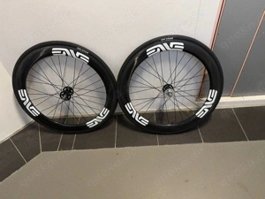 ZIPP 404 Carbon Laufradsatz   Top Zustand, leicht & schnell