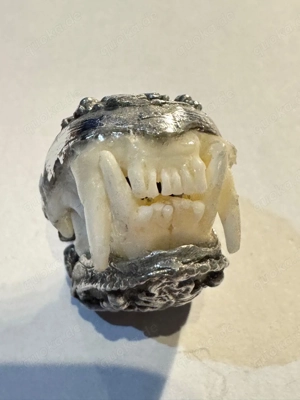 Charivari Anhänger Trachtenschmuck in Klappbarer Metall Eichenlaub Fassung