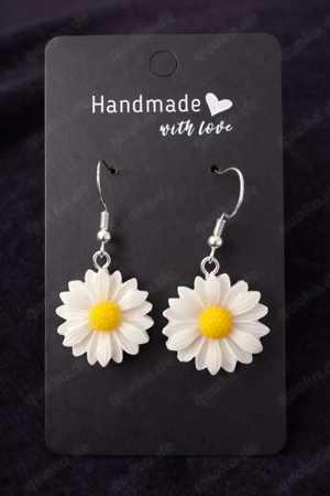 Gänseblümchen Ohrringe   Zarte Blüten in Weiß & Gelb | Sommerlicher Schmuck in Geschenkverpackung