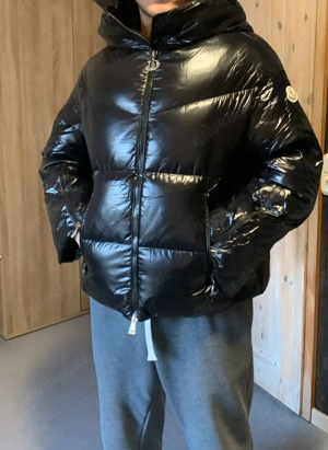 Moncler Winterjacke Größe M