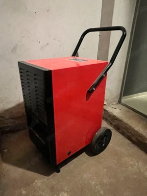 Bautrockner 55L Tag 6L Behälter [Vermietung]