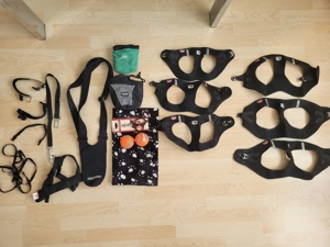 Hund Geschirr Kissenbezug, Nagelschere (neu), Bälle (neu), Leckerlibeutel (3 Stück)