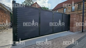 Tore   Zäune   Pforten mit Füllung aus Kunststoff und Blech