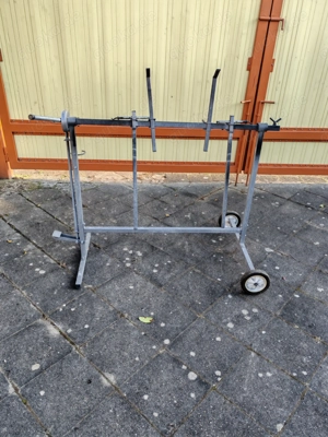 Wegen Werkstatt Aufgabe biete ich hier Lackierständer