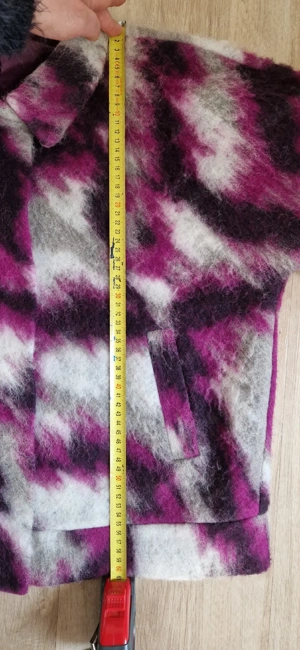 Wolljacke Blouson von der Marke comma Gr. 38 Bild 7