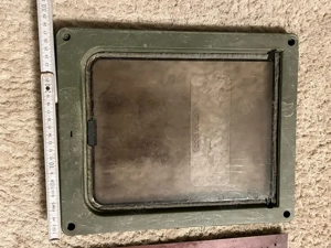 Hundeklappe klein gebraucht Bild 2