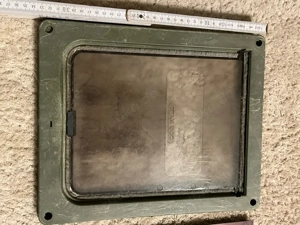 Hundeklappe klein gebraucht