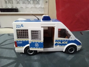 Polizei transporter 