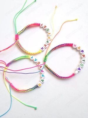 3 neue bunte Freundschatsbändchen zusammen 2 €