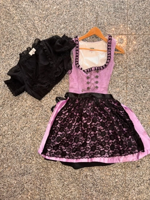 Dirndl in Lila mit Bluse | Gr. 36 | Country Line