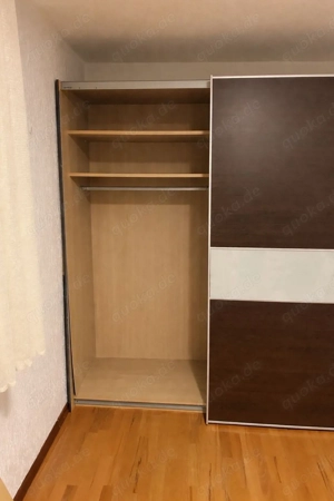 140x220 Kleiderschrank 