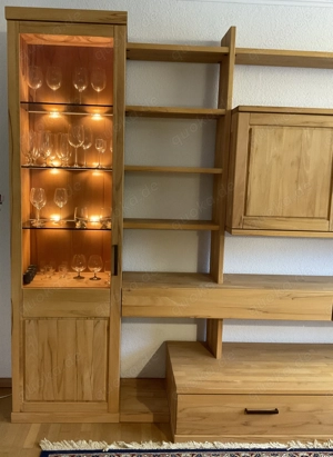Wohnwand und Schrank Kernbuche geölt mit Beleuchtung