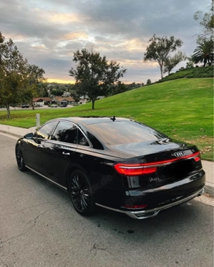 2019 Audi A8   L 3.0T Sedan 4D   Bild 2
