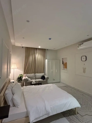 Möbliertes Einzimmerapartment verfügbar