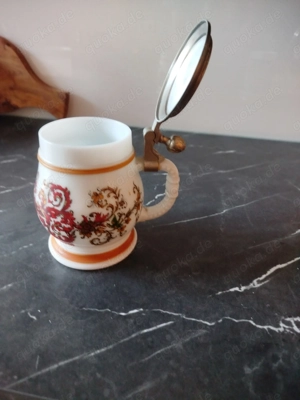 schön verzierter Bierkrug