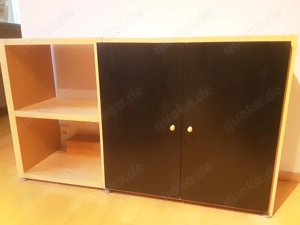 Hülsta Wohnzimmerschränkchen, Korpus Buche, Türen schwarz