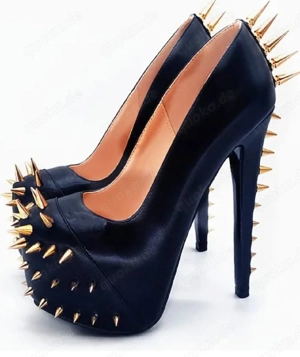 Kerl braucht Spanking, facesitting usw. Raum BN - EU 