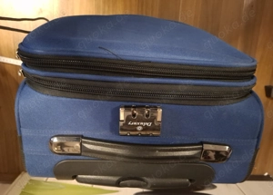 Koffer mit vielen Fächer blau