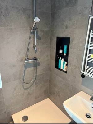 Professionelle Hausrenovierung & Reparaturen 